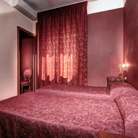 Imperial Guesthouse Рим Экстерьер фото