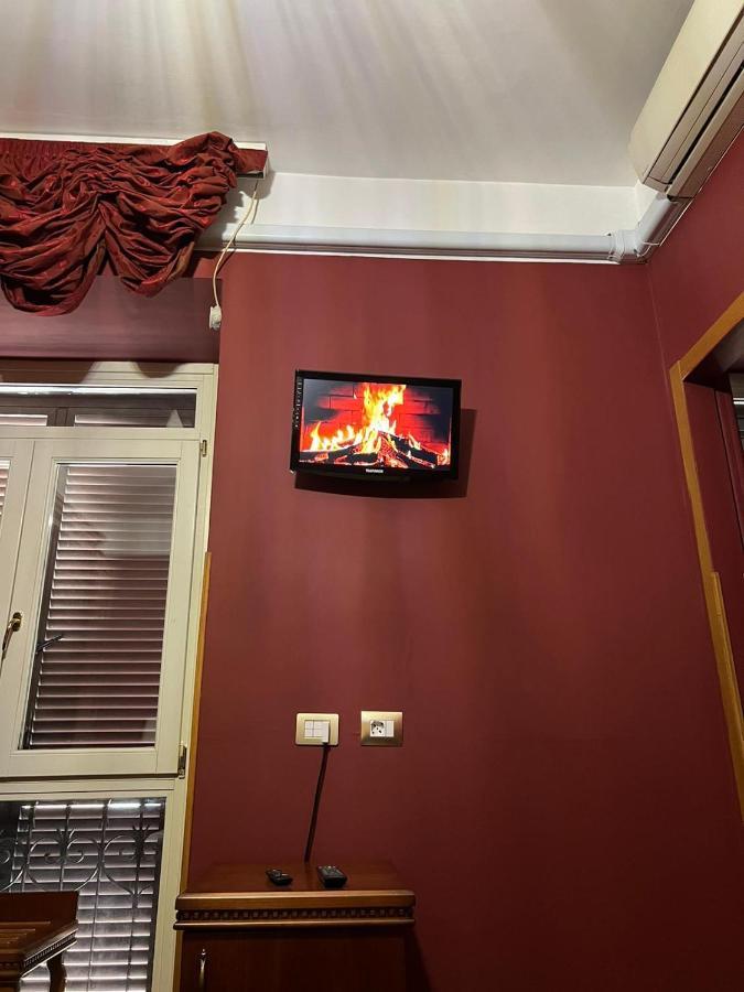 Imperial Guesthouse Рим Экстерьер фото